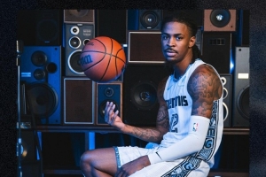 白金登場！莫蘭特&波普上身示范 灰熊發(fā)布新賽季城市版球衣！