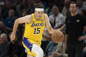 雷迪克：里夫斯遭遇腹股溝輕度拉傷 預(yù)計在客場之旅期間會回歸