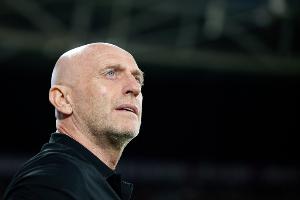 萊萬(wàn)特主帥：必須更努力才能拿到積分 不想把注意力放在裁判身上