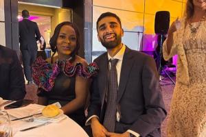 門(mén)票價(jià)格313鎊！記者揭秘亞馬爾母親晚宴：大多數(shù)人是組織者熟人