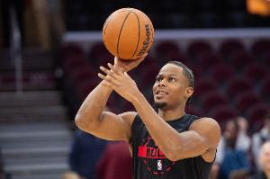 力戰(zhàn)舊主！奧科羅7中5高效貢獻(xiàn)19分4板3助 三分4中3