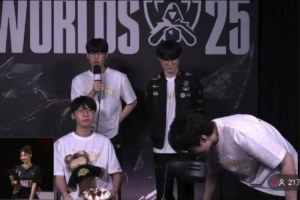 采訪只準(zhǔn)備了兩把椅子！Keria中途離開，F(xiàn)aker終于能坐下了