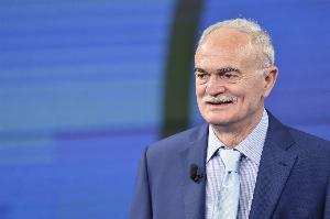 馬佐拉：勞塔羅是真正的隊(duì)長就像我一樣，希望他能捧起大耳朵杯