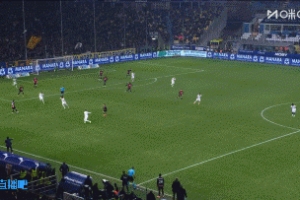 一念神魔了！米蘭反擊，薩56單刀過掉鈴木彩艷但最終沒打進(jìn)！