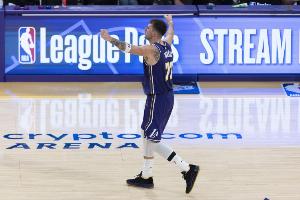 紀(jì)錄粉碎機(jī)！東契奇成為湖人隊(duì)史最快得到1000分球員