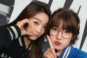 松琪曬照：今年有幸參與了翻譯工作 從北京上海到成都 收獲頗豐！