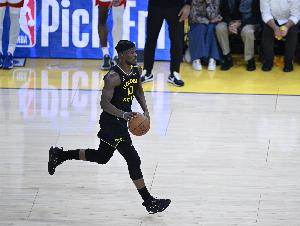 贏球保障！巴特勒在勇士已出戰(zhàn)40場 戰(zhàn)績?yōu)?9勝11負(fù)&勝率72.5%