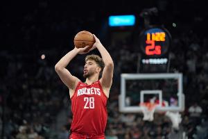 關鍵2+1鎖勝局！申京15中10高效得23分11板7助