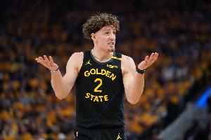 水分十足！波杰姆雖然14+6 但偷隊(duì)友籃板+鐵血5分