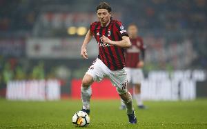 蒙托利沃：意甲冠軍將在國米、那不勒斯之間產(chǎn)生，米蘭需爭奪前四