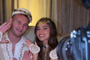 以媒：拜仁外租門將佩雷茨近日完婚，婚禮派對(duì)僅限21歲以上人士