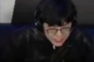 Jiejie：撐過(guò)了T1對(duì)線(xiàn)還有T1的打團(tuán) 頂住了T1團(tuán)戰(zhàn)還有一手T1奇跡