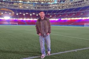 世體：梅西今天要到阿根廷隊(duì)報(bào)到，在此之前他選擇先回諾坎普看看