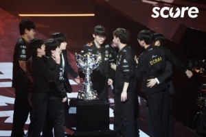 LOL博主看完S15后感慨：希望各位在這個(gè)舞臺找到能打動自己的東西