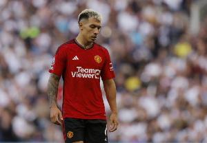 即將復(fù)出！記者：曼聯(lián)中衛(wèi)利馬將隨阿根廷國家隊(duì)集訓(xùn)以恢復(fù)體能