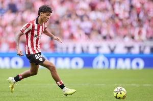 18歲新星閃耀畢巴！西班牙中場塞爾頓一周內(nèi)完成歐冠和西甲首秀