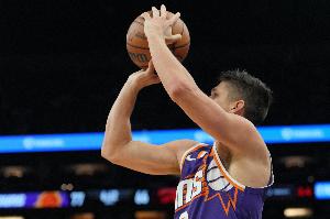 格雷森·阿倫：杰倫·格林整場都鼓勵我 一直說沖擊40分沖擊50分