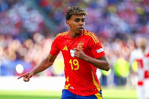 卡尼薩雷斯：在亞馬爾踢滿90分鐘后，他入選國家隊的爭論該結(jié)束了