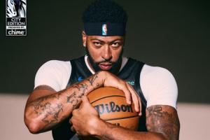 獨行俠曬城市版球衣 美媒打趣：濃眉這小肚腩還挺明顯?。? >
                                        </div>
                                    </div>
                                                                        <div   id=