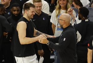 Shams：對于東契奇交易基德也知情 獨行俠內(nèi)部所有人達成了共識