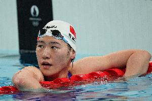 葉詩文：若身體實(shí)在負(fù)荷不了 有可能就要告別泳池了 還是有點(diǎn)不舍