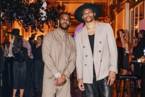 保羅曬與威少合照：生日快樂 兄弟！！后者轉(zhuǎn)發(fā)