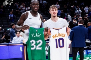 2025屆狀元秀?10號(hào)秀！弗拉格和馬盧阿奇交換球衣