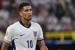 TA：貝林厄姆將在英格蘭今晚比賽中替補(bǔ)，羅杰斯繼續(xù)首發(fā)10號(hào)位