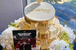 BFX分享T1奪冠年糕：衷心祝賀達(dá)成世界紀(jì)錄三連冠和六冠成就