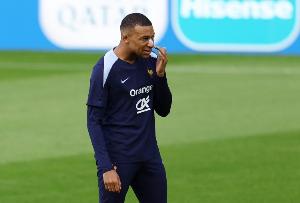 姆巴佩達成400球里程碑，繼亨利、本澤馬之后法國球員第三人