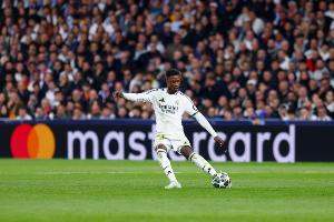 記者：卡馬文加因傷退出法國隊集訓，提前返回馬德里