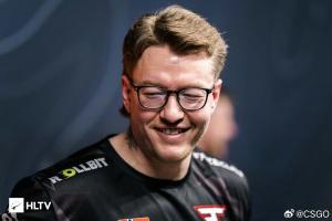 前FaZe選手rain正式加盟100 Thieves