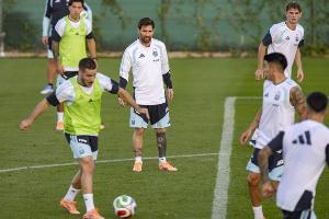 埃爾切老板談阿根廷國家隊造訪：現(xiàn)場觀看梅西讓許多孩子夢想成真