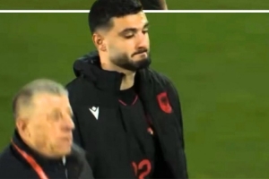 阿爾巴尼亞鎖定附加賽名額，但布羅亞賽后落淚情緒低落+拒絕慶祝