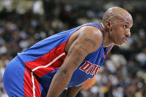 聯(lián)盟最長(zhǎng)連勝！活塞上次至少九連勝是07-08賽季 比盧普斯還在隊(duì)內(nèi)