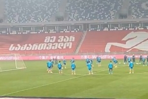 記者：如果土耳其沒(méi)能戰(zhàn)勝保加利亞，西班牙本場(chǎng)獲勝可確定頭名