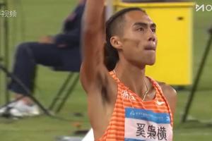 第5追到第1！全運(yùn)會(huì)男子800米決賽：浙江隊(duì)奚梟橫破全國(guó)紀(jì)錄奪冠