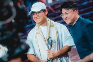 這次T1管理層會(huì)作妖嗎？Gumayusi合同將到期，理性討論T1會(huì)拉扯小呂布嗎？