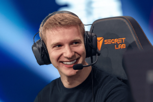 T1官宣Gumayusi離隊(duì) Jankos震驚：傳奇陣容正在慢慢分崩離析