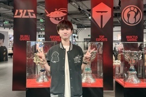 Doinb告別FPX：在隊里經歷過各種各樣的事情 但我再也找不到這么好的隊伍