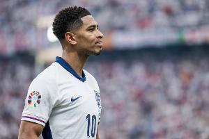 前國腳：貝林踢得像肩負壓力，羅杰斯的崛起與融入是其位置的變量