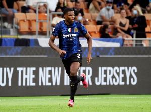 記者：鄧弗里斯可能因傷缺席米蘭德比，奧古斯托有望替代出戰(zhàn)