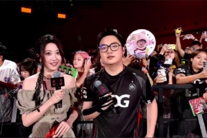 14歲無畏契約超凡發(fā)帖表示3年后加入EDG 康康回應(yīng)：有夢(mèng)想是好事