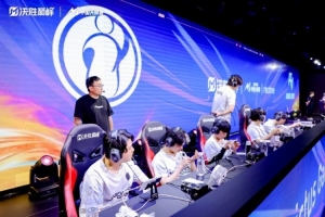 IG發(fā)布決勝巔峰選手賽后返圖：感謝大家的支持，我們巔峰再會(huì)！