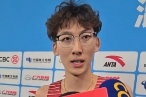徐卓一賽后：現(xiàn)在這一棒接到我手里了，爭取明年名古屋亞運會奪冠