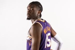 馬威：為打磨禁區(qū)投籃技術(shù)我付出了大量努力 還要再多進一些