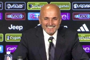 斯帕萊蒂：伊爾迪茲續(xù)約的事不由我決定；堅(jiān)信意大利能進(jìn)軍世界杯