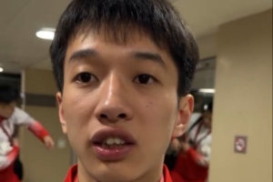 楊溢：聯(lián)賽要開始了 我要去打磨自己的信心&投籃 減少失誤