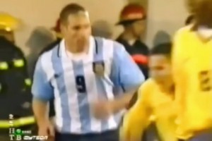 10年沒進(jìn)國家隊(duì)！1999年美洲杯帕勒莫單場罰丟3粒點(diǎn)球！