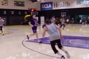 恩比德再不上場(chǎng)打球，人們都快忘了他還是一位MVP了！